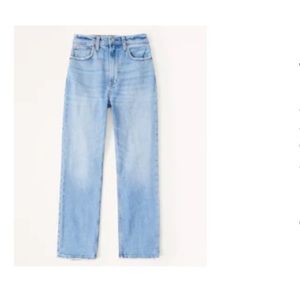 Abercrombie Ultra High Rise Ankle Straight Jean 10 Short